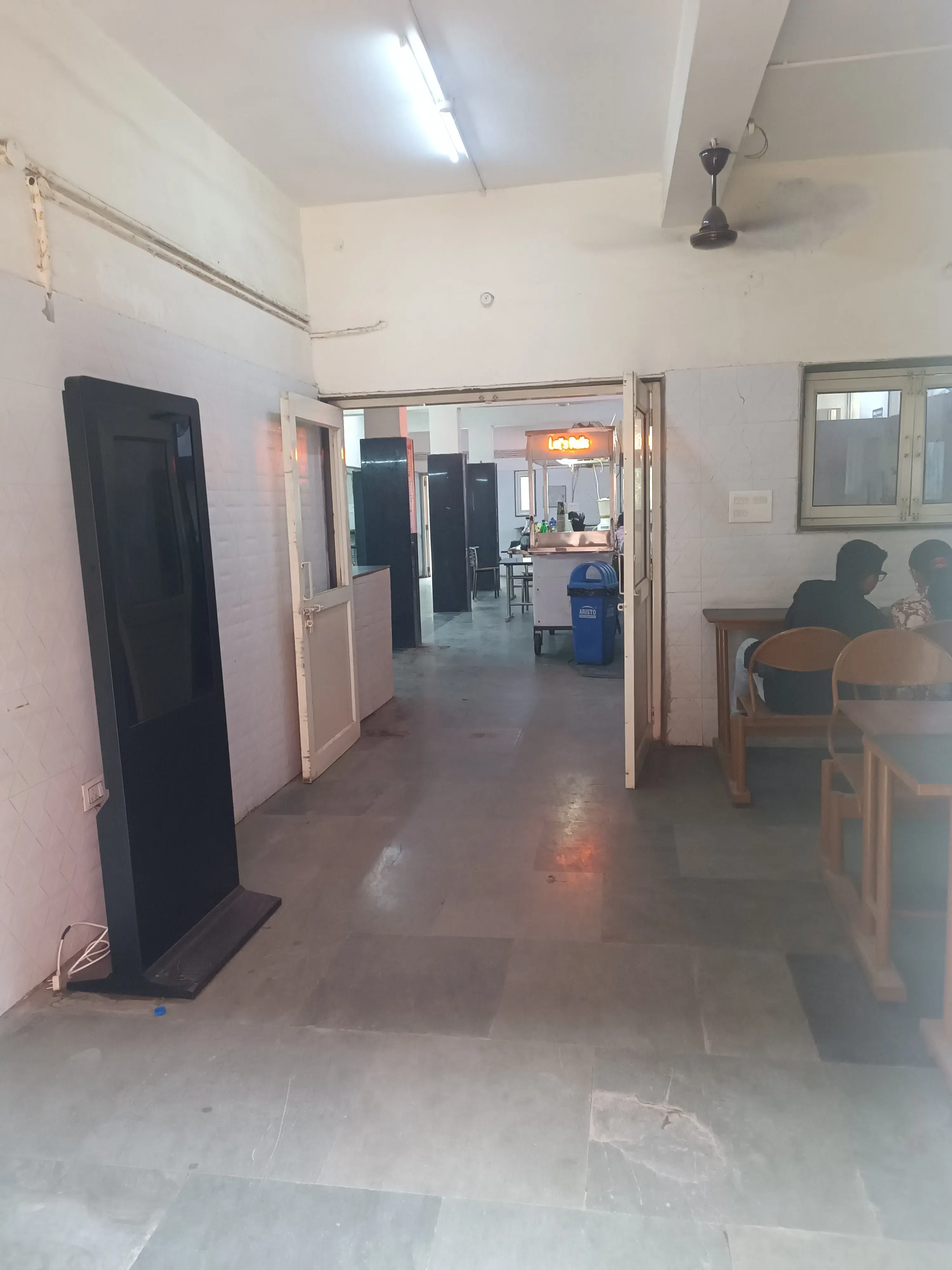 Kirori Mal College Canteen photo 4